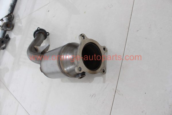 China Factory Fit Audi A4 2.0t Catalytic Converter With High Coated Catalyst Inside