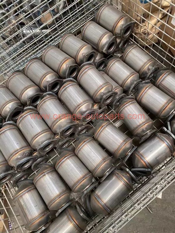 China Factory Fit Catalytic Converter For Chevrolet Cobalt 1.5/ Daewoo Gentra / Daewoo Nexia Oe 94742390 - Image 2