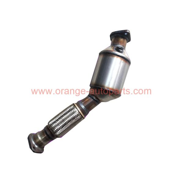 China Factory Fit Catalytic Converter For Zotye T700 Second Part With Ceramic Catalyst