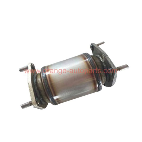 China Factory Fit Chevrolet Spark 1.2 Three Way Catalytic Converter With Substrate