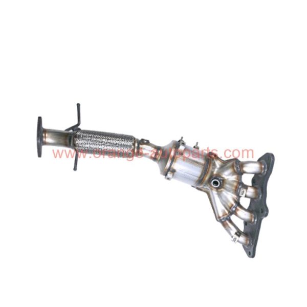 China Factory Fit Exhaust Catalytic Converter For Mazda 3