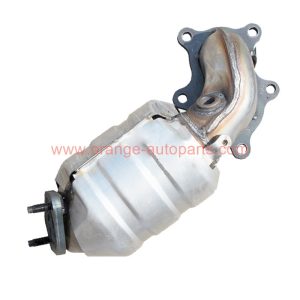 China Factory Fit Exhaust Catalytic Converter For Mitsubishi Pajero Sc10