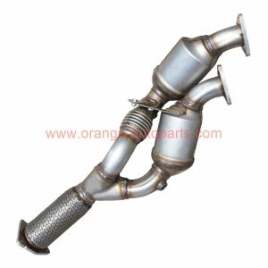 China Factory Fit Exhaust Manifold Integrated Catalytic Converter For Audi Q7 3.2