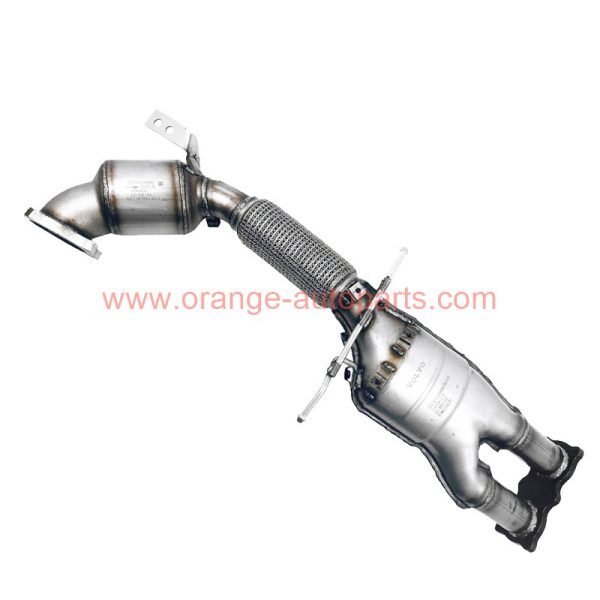 China Factory Fit For Volvo Xc90 2.5t Exhaust Manifold Three Way Catalytic Converter