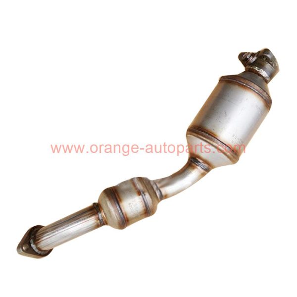 China Factory Fit Soueast Delica Catalytic Converter With Two Catalyst Box