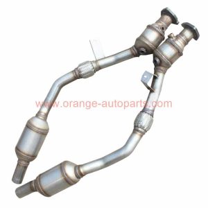 China Factory Fit Three Way Catalytic Converter For Audi A4 2.4 With