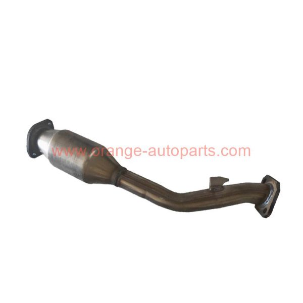 China Factory For Nissan Paladin 3.3 V6 Seocnd Catalytic Converter With Fit