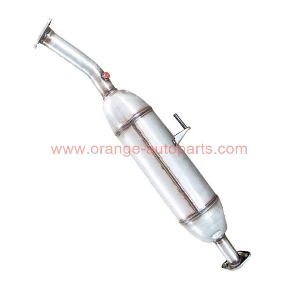 China Factory Installation Of The Ternary Catalytic Converter For Toyota Corolla 1.2t