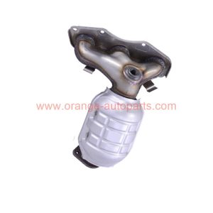 China Factory Installed Precision Welding Stainless Steel Three Way Catalytic Converter For Toyota Highlander