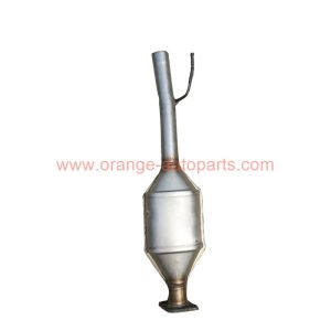 China Factory Stainless Steel Exhaust Catalytic Converter For New Ford Fiesta Second Part