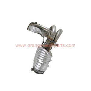 China Factory Stainless Steel Exhaust Front Catalytic Converter For Toyota Rav4 With High Efficiency Catalyst