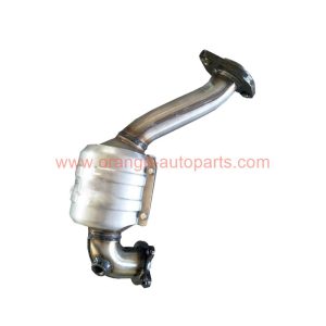 China Factory Stainless Steel Front Part Exhaust Catalytic Converter For Greatwall Voleex V80 1.5l