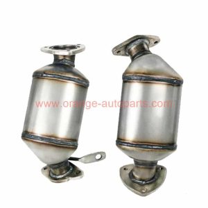 China Factory Stainless Steel Three Way Catalytic Converter For Buick Enclave 3.6 Front Left