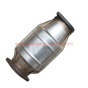 China Factory Three Way Catalytic Converter For Hyundai Accent