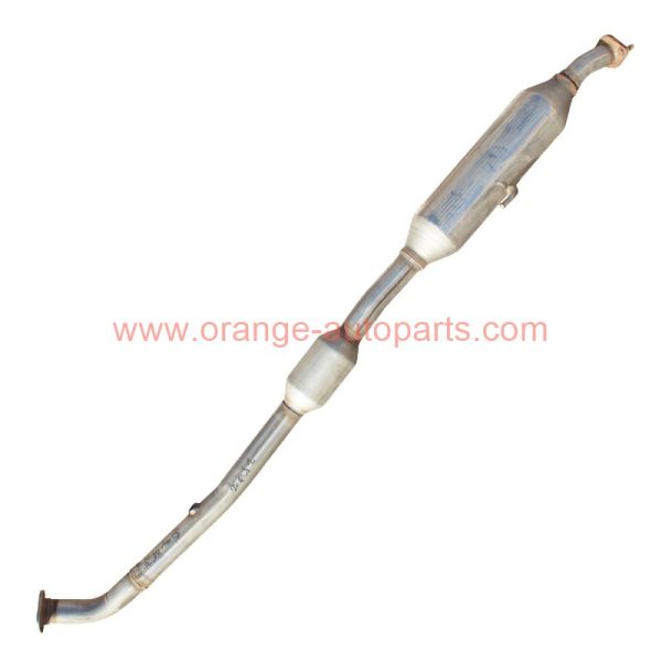 China Factory Three Way Catalytic Converter For Toyota Camry Second Catalyst 2012 Year With Honeycomb Ceramic Inside