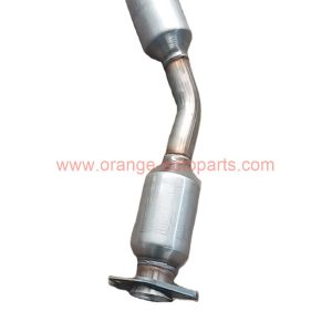 China Factory Three Way Catalytic Converter For Toyota Corolla