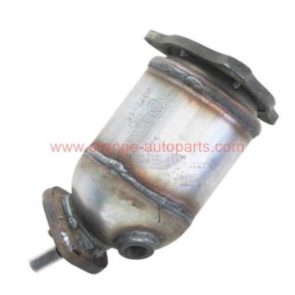 China Factory Three Way Exhaust Catalytic Converter For Chery Fulwin 2 Front Catalyst