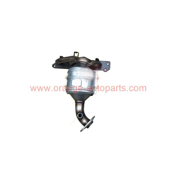 China Factory Three Way Exhaust Manifold Catalytic Converter For Changan Oushang 1.5