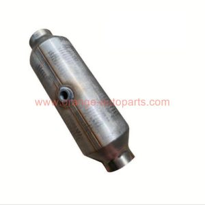 China Factory Universal Round Catalytic Converter With 400 Cpsi Ceramic Substrate Euro4 Long Size With Sensor Hole In Middle