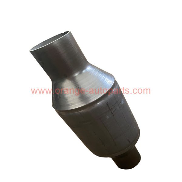 China Factory Universal Round Catalytic Converter With 400 Cpsi Ceramic Substrate Euro4 With Long Pipe