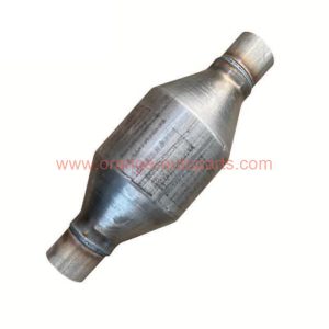 China Factory Universal Round Catalytic Converter With 400 Cpsi Ceramic Substrate Euro4 With Welded Pipe